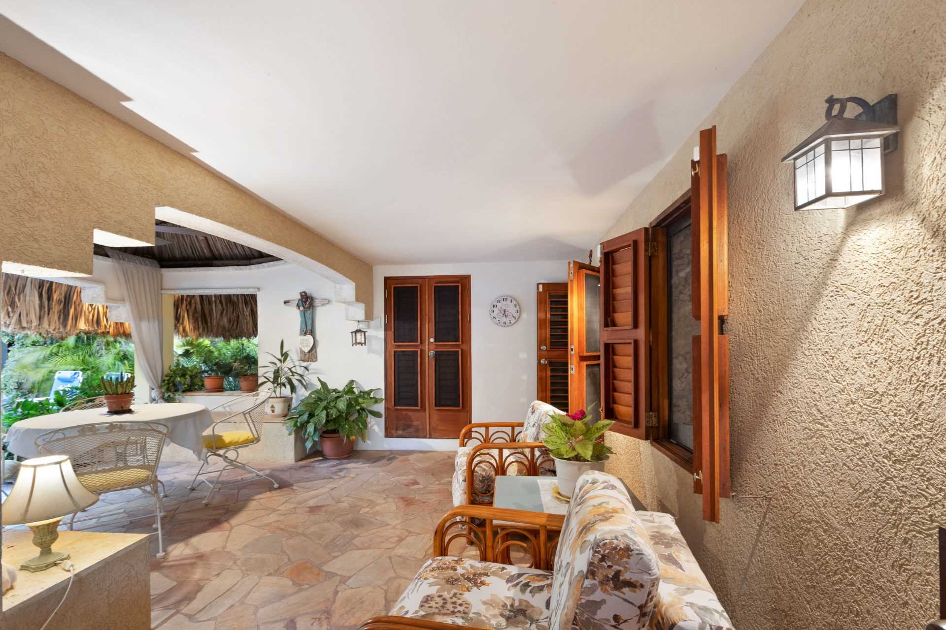 Second Row Ocean Front - Villa Laurence Four Bedroom etc. - VL244