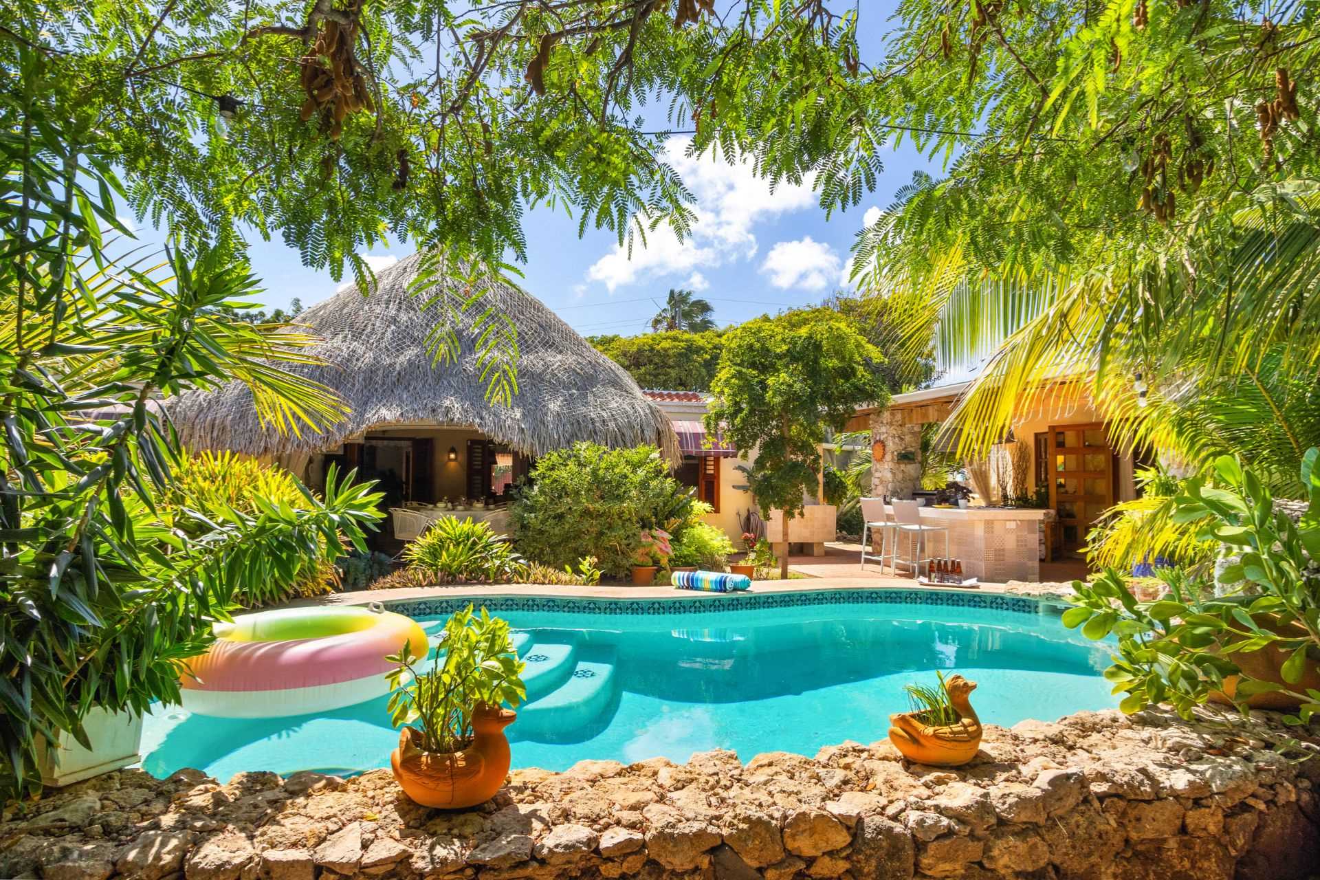 Second Row Ocean Front - Villa Laurence Four Bedroom etc. - VL244