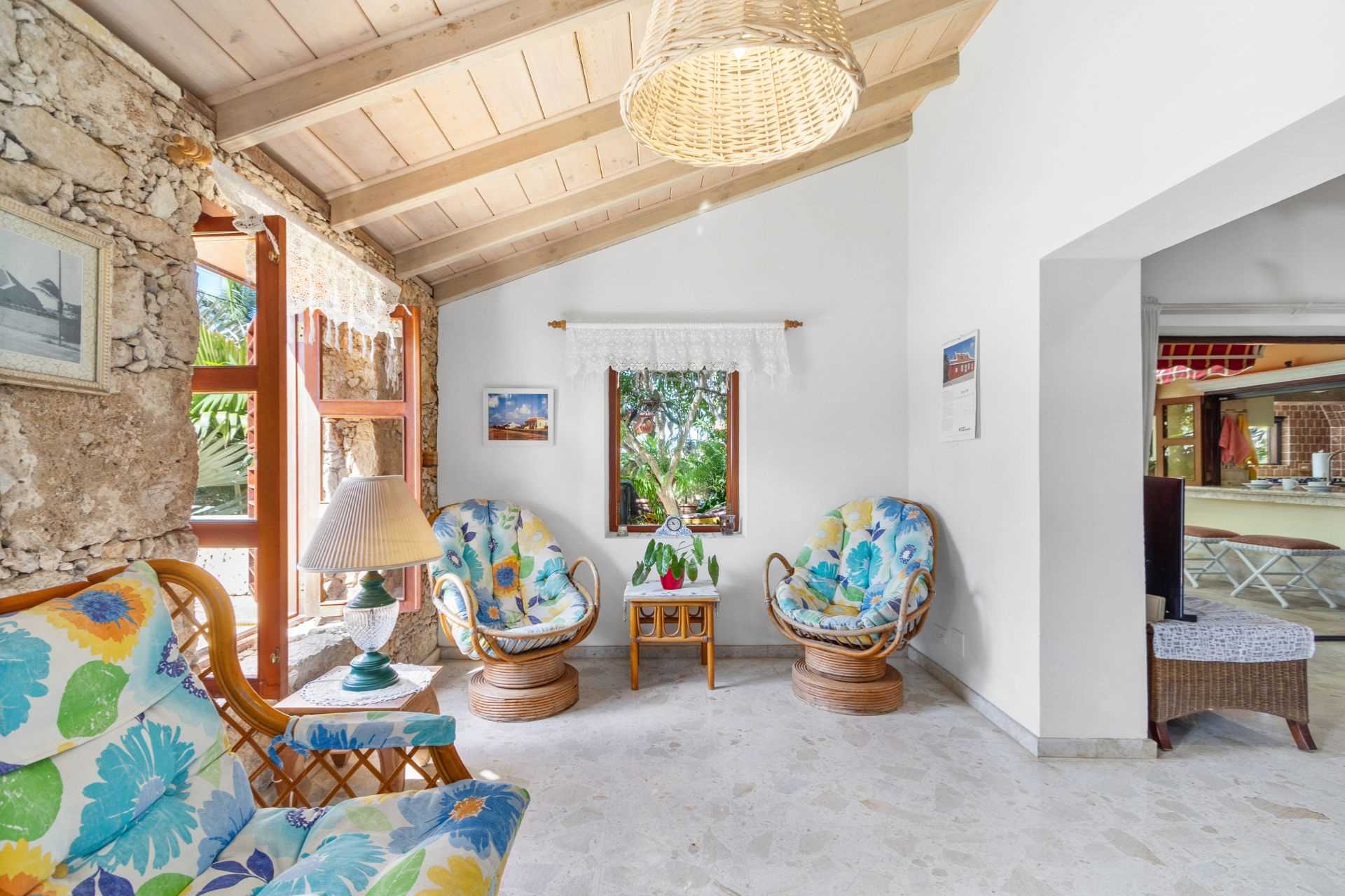 Second Row Ocean Front - Villa Laurence Four Bedroom etc. - VL244