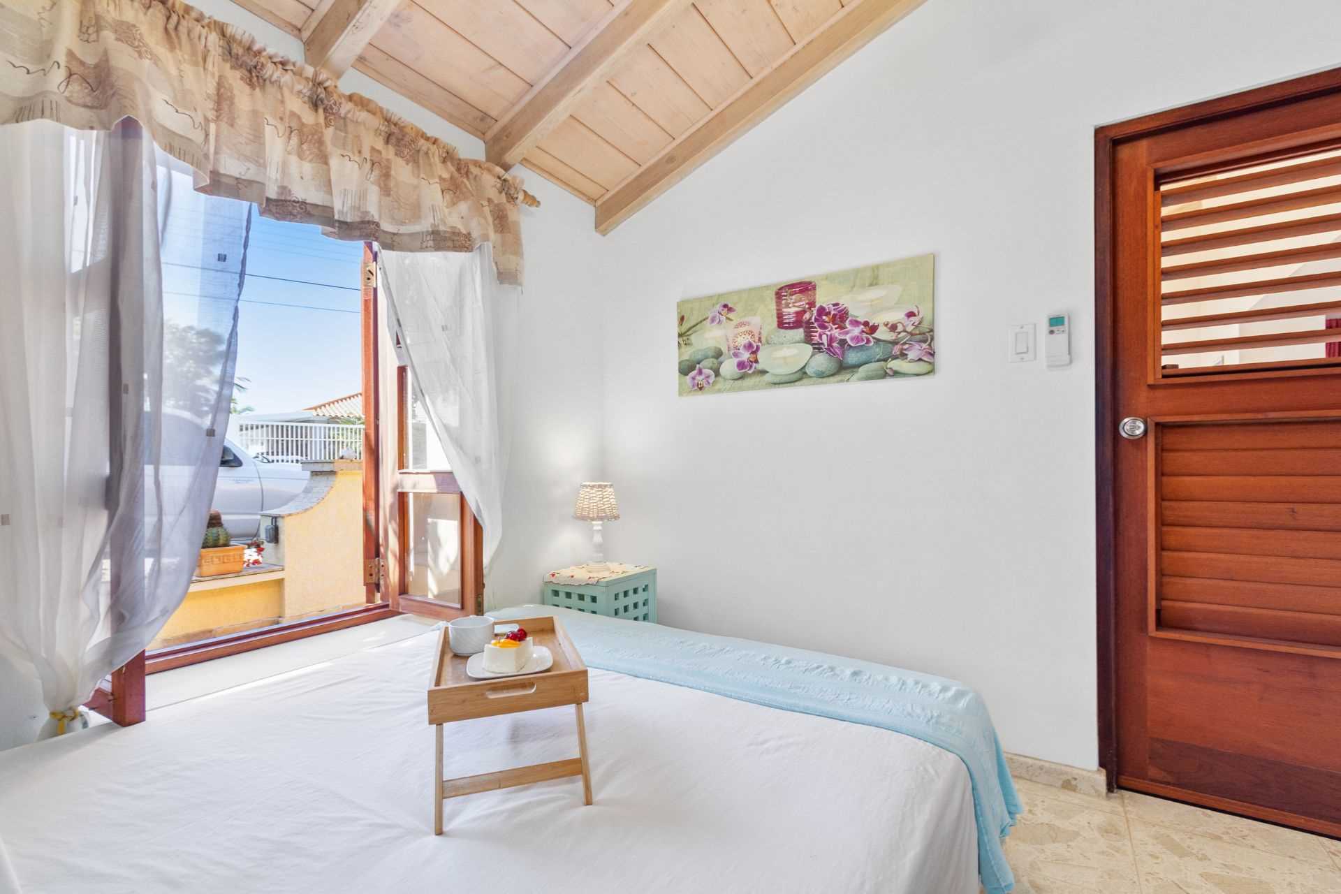 Second Row Ocean Front - Villa Laurence Four Bedroom etc. - VL244