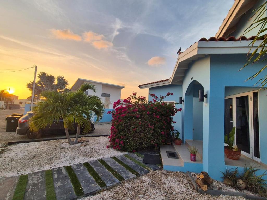 Sirena Azul Getaway APT1 - VS-111