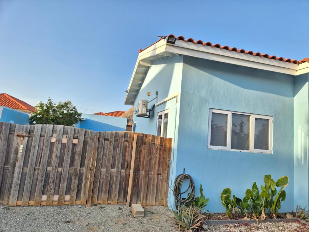 Sirena Azul Getaway APT1 - VS-111